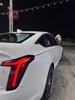 کادیلاک CT5